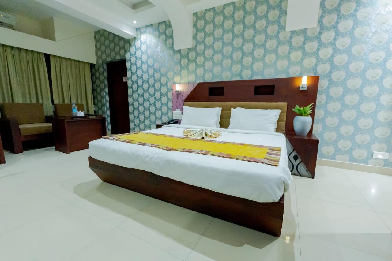 Отель Orchid Residency Коттаям Экстерьер фото