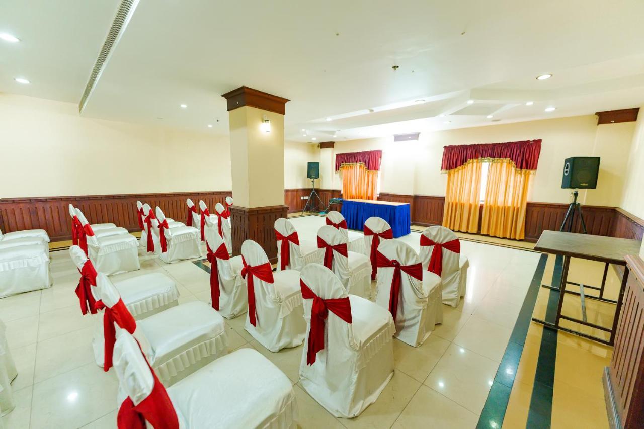 Отель Orchid Residency Коттаям Экстерьер фото